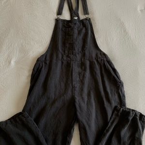 Aerie Overalls 👩🏻‍🌾